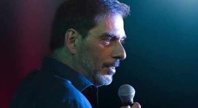 Filippo Giardina - La banalità del bene al Teatro Carani