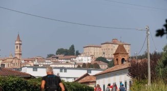 Camminate Reali 2026 al Castello di Govone: percorsi di trekking tra Langhe e Roero