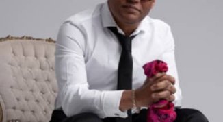 GONZALO PLAYS PINO