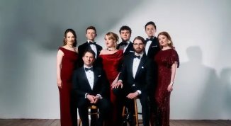 Give Me Your Stars: Voces8 in concerto