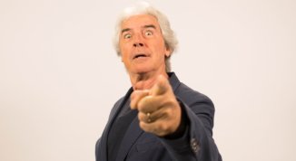 Tullio Solenghi porta in scena Genova, la città dei poeti. 43 poesie in lingua e dialetto