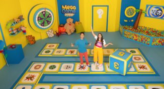 Mega Game DinsiemE a Merlata Bloom Milano: area giochi ispirata al programma con Erick e Dominick