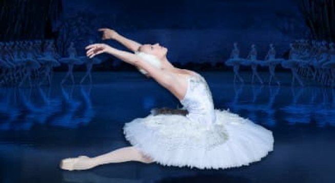 INTERNATIONAL CLASSICAL BALLET OF UKRAINE - IL LAGO DEI CIGNI