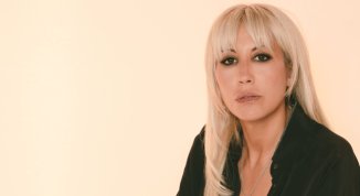Malika Ayane al Waterfront Mall, firmacopie dell'album Cicale