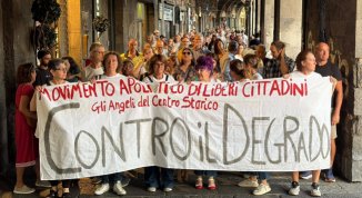 Genova, la camminata nel centro storico contro il degrado: percorso e orari