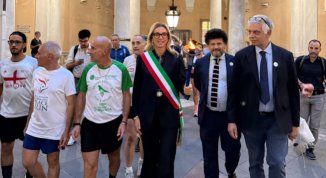 La Fiaccola della Pace fa tappa a Genova: ecco perché e quanto resta in città