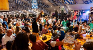 Oktoberfest Genova 2026 da record: oltre 100mila presenze in piazza della Vittoria