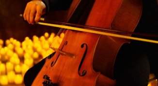 Candlelight: tributo a Fabrizio De André, concerto a lume di candela dell'Elixir Ensemble