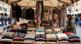 Charity Shop a Casa Opera: tre giorni di acquisti second hand per dare nuova vita a capi e accessori