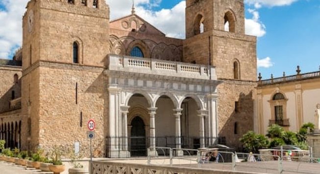 Bus Hop-on Hop-off a Palermo, tour in autobus con due linee
