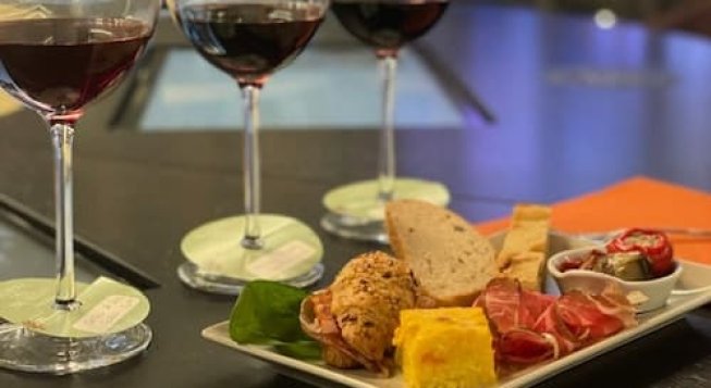 Tempio del Brunello, degustazione di vini e visita al Museo di Montalcino