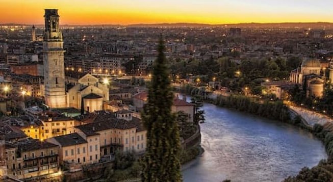 Verona e Lago di Garda, gita in giornata con tour guidato da Milano