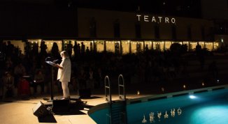 Festa d'autunno ai Bagni Misteriosi: castagne, mercato vintage, proiezioni, musica e omaggio a Philippe Daverio