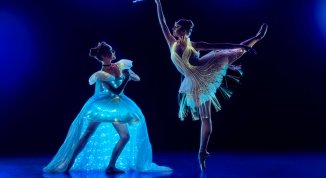 Ballet of Lights: La Bella Addormentata, spettacolo di danza e luci con costumi fluorescenti