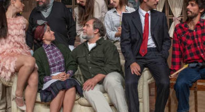 RUMORI FUORI SCENA