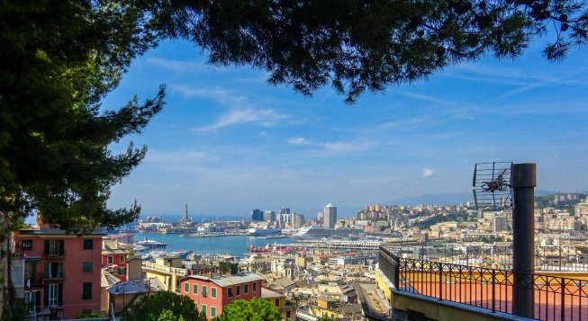 Genova ©Nikolai Kolosov/unsplash.com