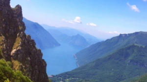 Percorso nella Roccia: da Dasio, un'escursione tra guglie, grotte e torrenti della Riserva Naturale Valsolda
