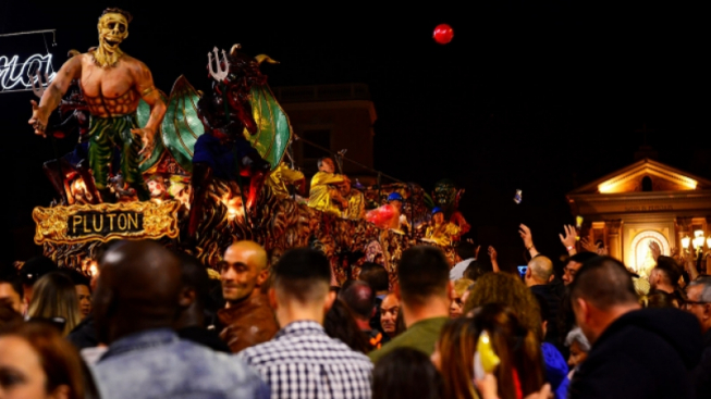 facebook.com/EntierroSardina