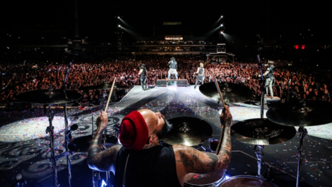 facebook/Guns 'n Roses