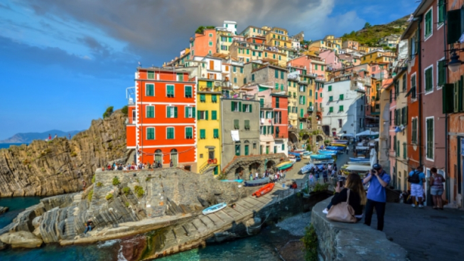 La BBC alle Cinque Terre per le riprese della trasmissione Amanda & Alan's Italian Job