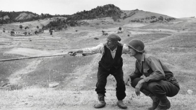 Robert Capa © International Center of  Photography / Magnum Photos