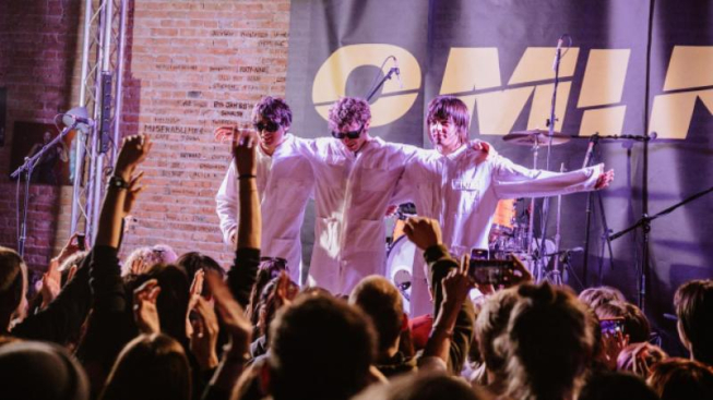 facebook.com/ominiband