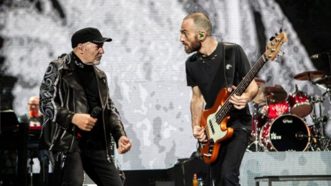 www.facebook.com/vascorossi