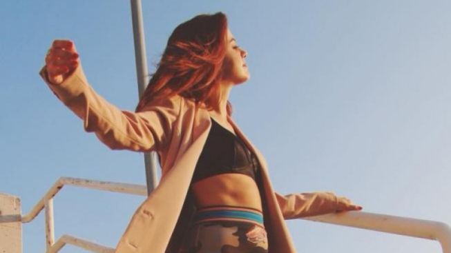 facebook.com/pg/AnnalisaOfficial