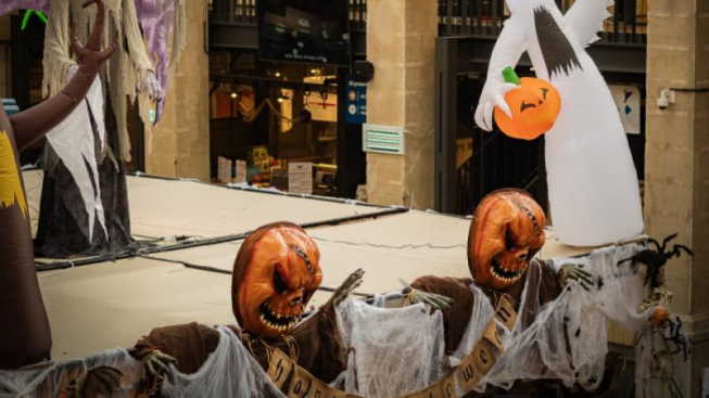 Facebook.com/moggenova