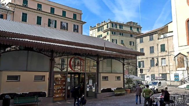 facebook.com/mercatodelcarmine