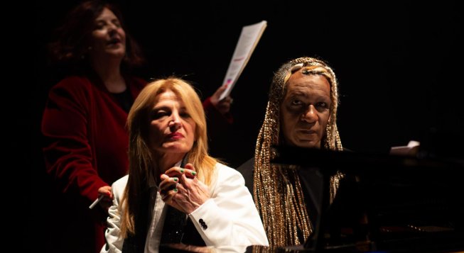 © Elena Clara Savino