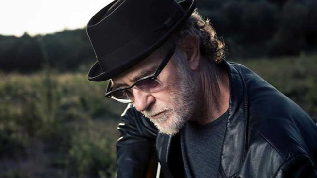Francesco De Gregori/Facebook, Daniele Barraco