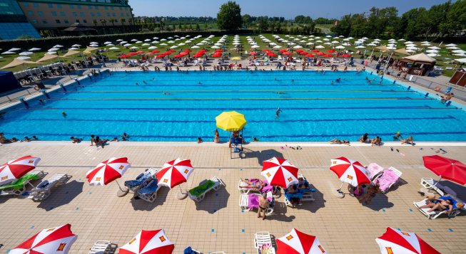 © facebook.com/beachforum