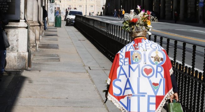 ©Facebook.com/melinaricciocarmela