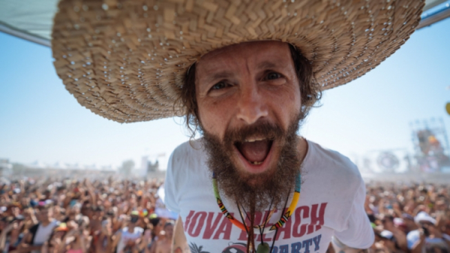 facebook.com/jovabeachparty