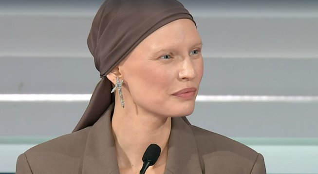 Bianca Balti durante la conferenza stampa