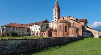 Visita all'Abbazia di Santa Maria di Staffarda a Revello