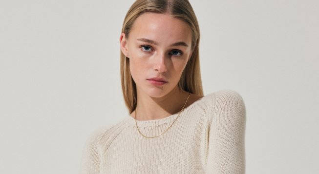 © facebook.com/whiteshowofficial