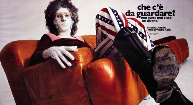Franco Battiato nella pubblicità dei divani Busnelli, 1972