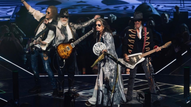 facebook.com/aerosmith