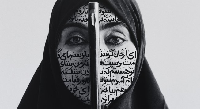 Shirin Neshat, Rebellious Silence, 1994 © Shirin Neshat, courtesy l’artista, Gladstone Gallery e Noirmontartproductions