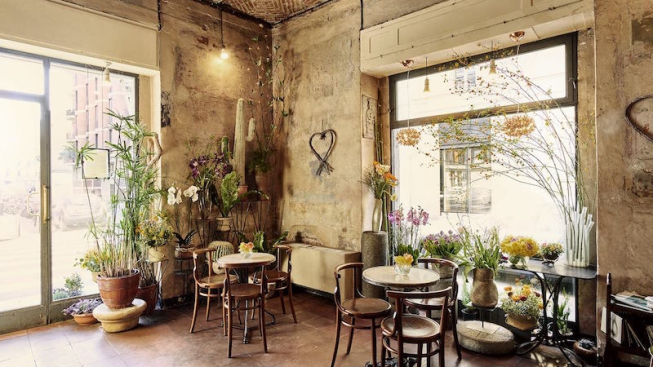 facebook.com/fioraiobianchicaffe