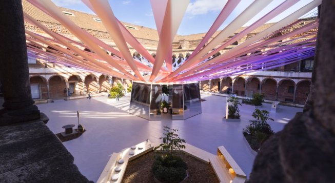 The Amazing Plaza © Saverio Lombardi Vallauri