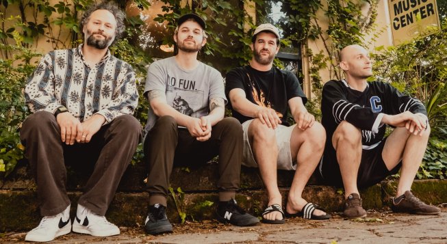 © facebook.com/chatpileband