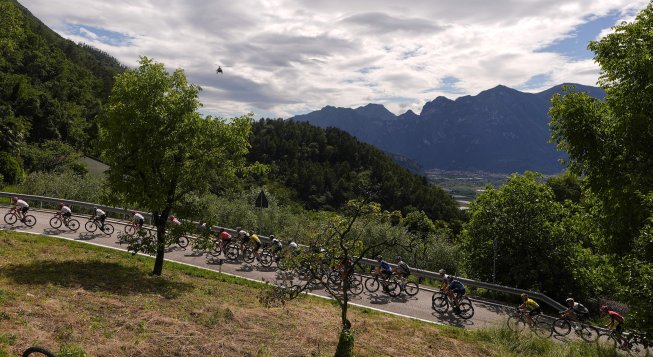 Giro d'Italia 2025, la tappa Morbegno-Cesano Maderno: dove passa? Percorso, strade e chiuse, modifiche alla viabilità