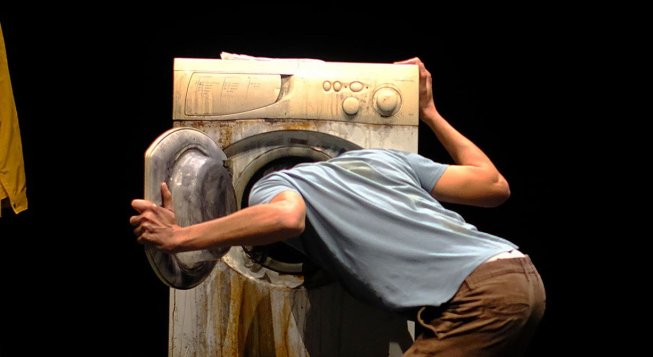 © facebook.com/servomutoTeatro