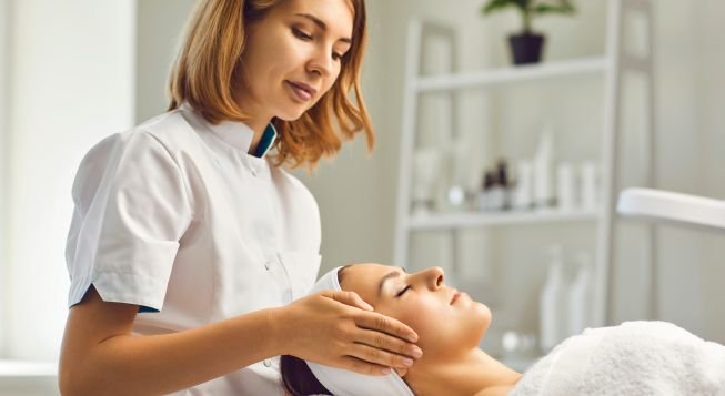 Corso da estetista a Genova: diventa professionista del benessere e della cura della persona