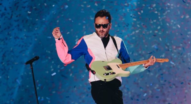 Cesare Cremonini ph.Erika Serio