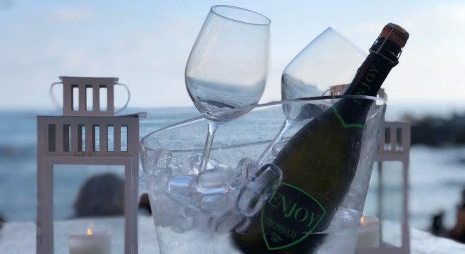 Aperitivo sul mare a Genova: dove andare, i locali da non perdere da Levante a Ponente