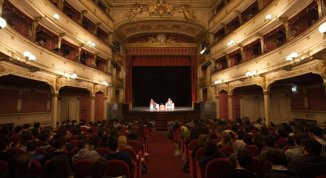 Scrittorincittà 2025: a Cuneo si torna a cercare, e a stare in cerchio